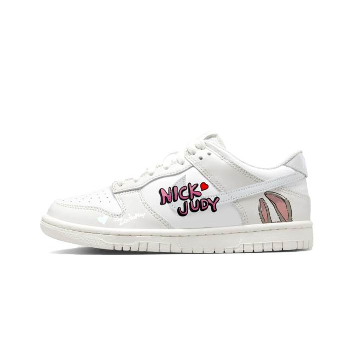 Nike Nike Dunk Alone With A Rabbit Slip Resistant Abrasion Resistant Low top Kids' Skateboarding Shoes White Teenagers