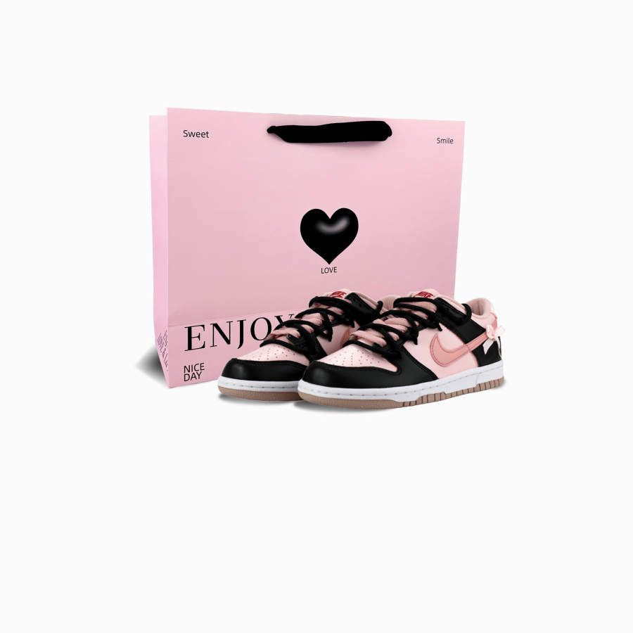 Nike Nike Dunk Blackberry Powderberry Low top Kids' Skateboarding Shoes Pink Teenagers