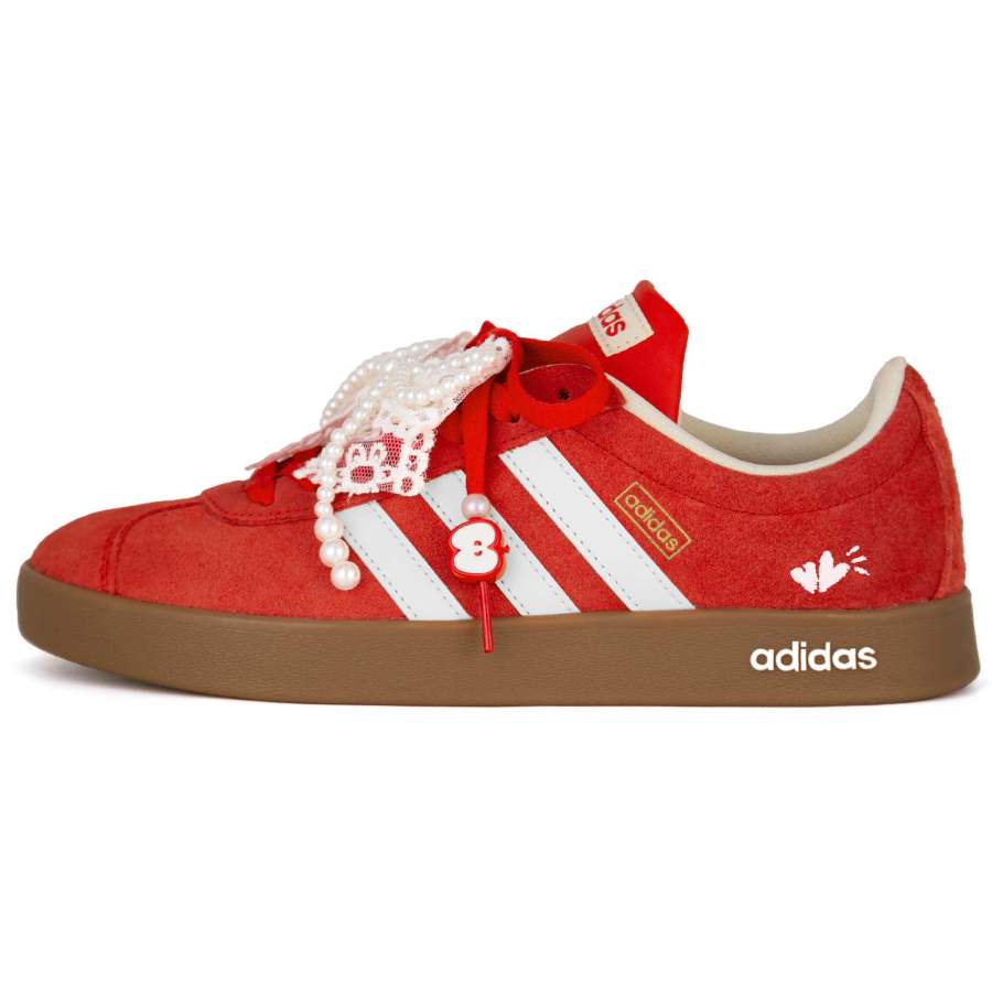 Adidas Adidas Vl Court Classic Little Lucky Abrasion Resistant Abrasion Resistant Low top Skateboard Shoes Unisex Red