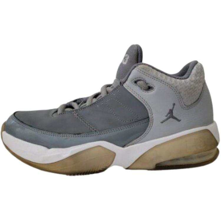 Jordan Jordan Max Aura 3 Mid top Basketball Shoes Gray Unisex