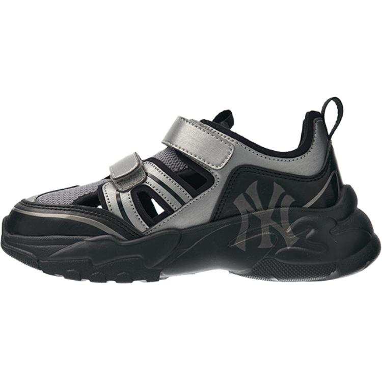 MLB New York Yankees Slip Resistant Abrasion Resistant Low top Kids Lifestyle Shoes Black Kids'