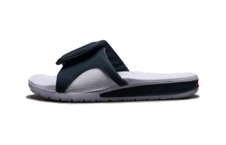 Jordan Jordan Hydro 4 Children Aged 3 7 Years Old Kids' Slippers White Black