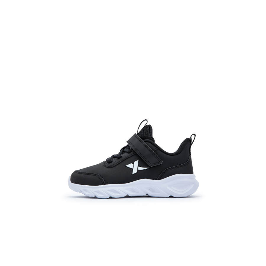 XTEP Synthetic Leather Slip Resistant Slip Resistant Low top Kids' Running Shoes Black Children Aged 3 7 Years Old