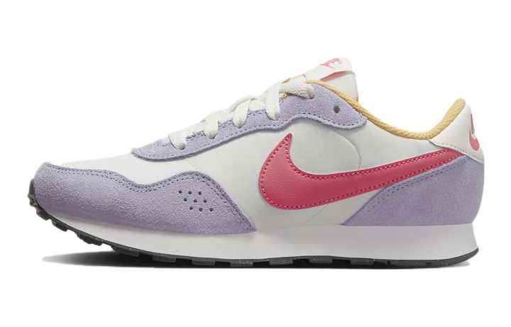 Nike Nike MD Valiant GS 'Indigo Haze Sea Coral'