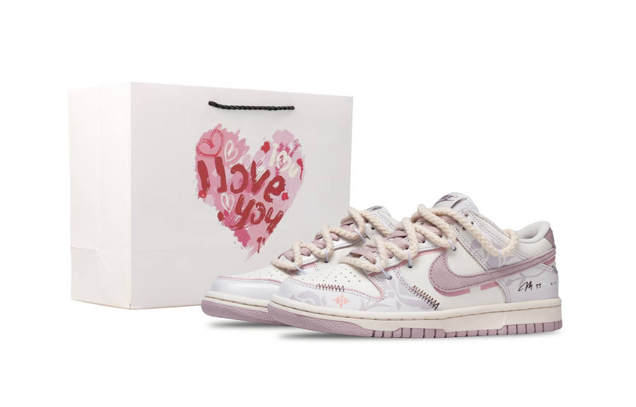 Nike Nike Dunk Leather Slip Resistant Abrasion Resistant Low top Kids' Skateboarding Shoes Light Purple Teenagers