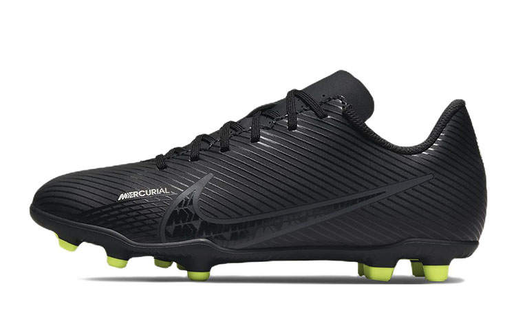 Nike Nike Mercurial Vapor 15 Club Abrasion Resistant Low top Soccer Shoes Black Kids'