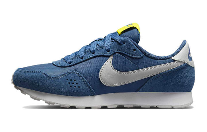 Nike Nike MD Valiant Leather Slip Resistant Cushioning Abrasion Resistant Low top Running Shoes Blue Unisex