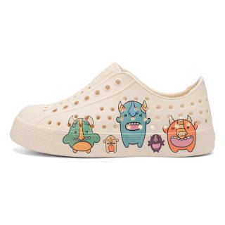 CRAZY ATIV Cushioning Waterproof And Breathable Quick Dry Lightweight Cushioning Low top Sandal Kids'