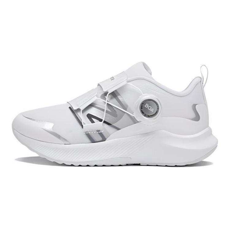 New Balance New Balance DynaSoft Reveal V4 Low top Kids Lifestyle Shoes White Kids'