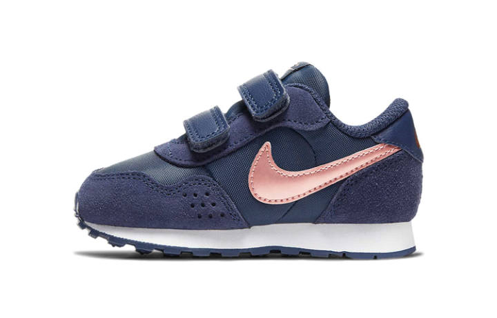 Nike Nike MD Valiant Low top Toddler Shoes Blue Pink Infant And Toddler