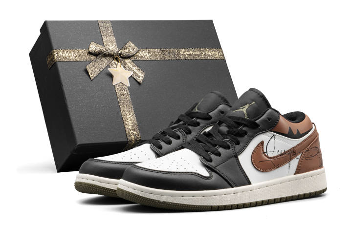 Jordan Jordan Air Jordan 1 Wild Brown Trace · Signature Edition Leather Slip Resistant Abrasion Resistant