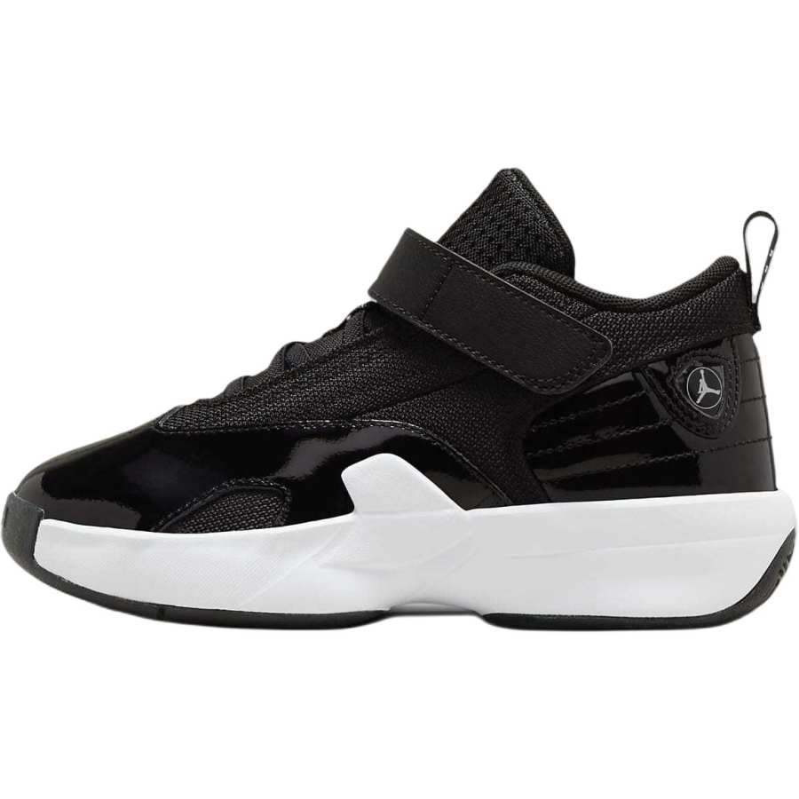 Jordan Jordan Max Aura 6 Anti Slip Wear Resistant Low Top Kids Lifestyle Shoes Black White Children Aged 3 7 Years Old