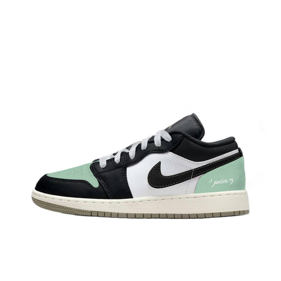 Jordan Jordan Air Jordan 1 Kids' Basketball Shoes Grade School