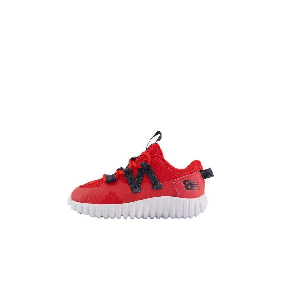 New Balance New Balance NB PLAYGRUV V2 Low top Baby & Toddler Shoes Red Infant And Toddler