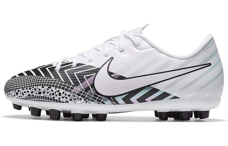 Nike Nike JR Vapor 13 Assassin 13 Academy MDS AG Slip Resistant Abrasion Resistant Low top Kids' Soccer Shoes White Kids'