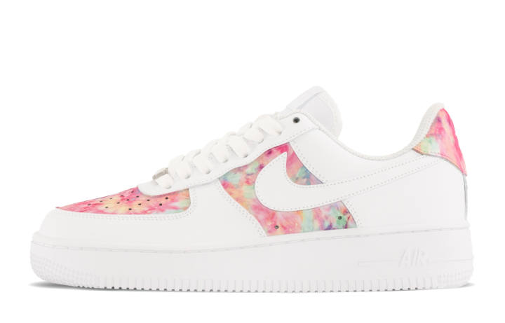 Nike Nike Air Force 1 Heartfelt Moment Leather Slip Resistant Slip Resistant Low top Kids' Skateboarding Shoes Pink White