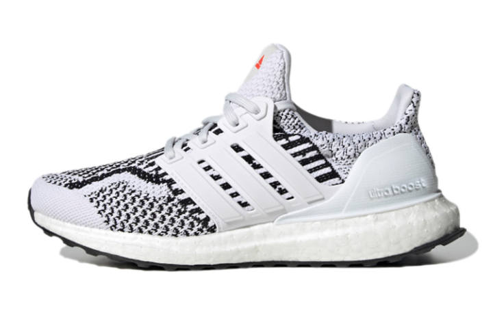 Adidas adidas Ultra Boost 5.0 DNA Primeblue White Black GS