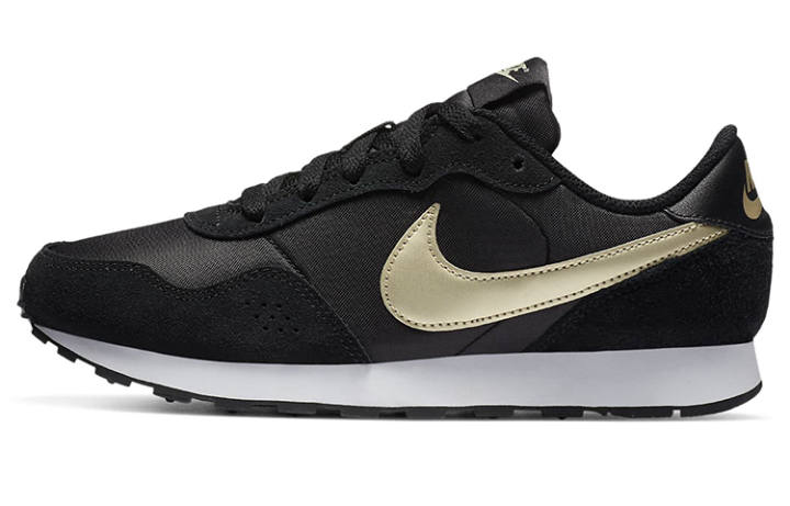 Nike Nike MD Valiant 'Black Metallic Gold Star' GS