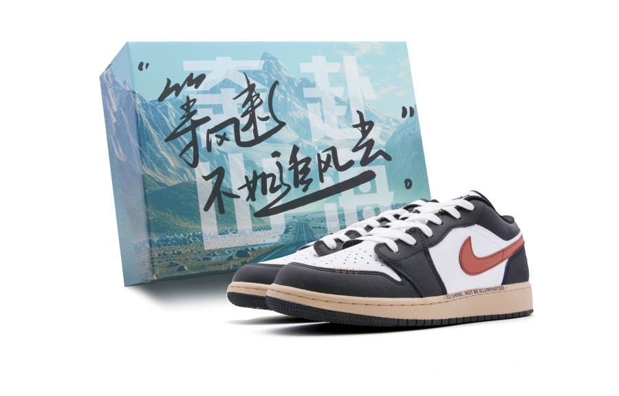 Jordan Jordan Air Jordan 1 Slip Resistant Cushioning Low top Children's Basketball Shoes Black White Red Teenagers