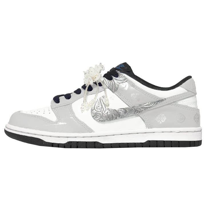 Nike Nike Dunk Low top Kids' Skateboarding Shoes Gray Silver Teenagers