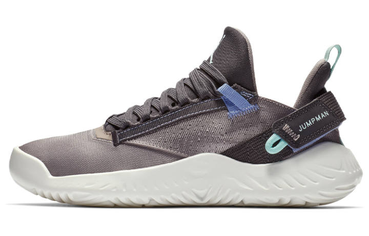 Jordan Jordan Proto 23 Fabric Slip Resistant Cushioning Low top Basketball Shoes Unisex