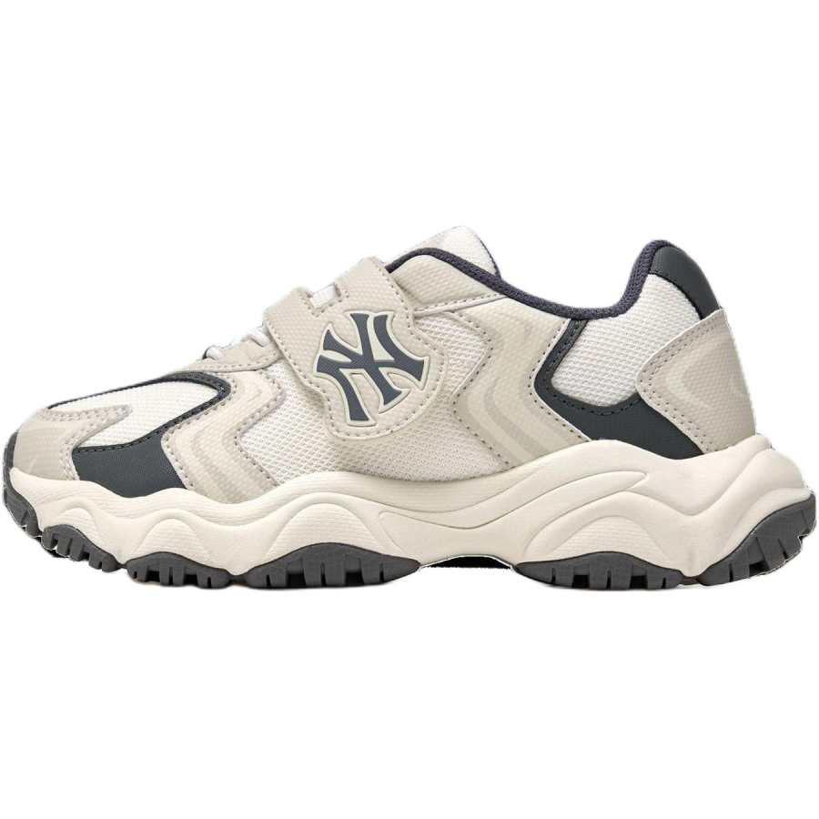 MLB New York Yankees Low top Kids Lifestyle Shoes Beige Unisex
