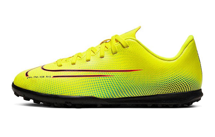 Nike Nike Jr Vapor 13 Assassin 13 Club MDS Slip Resistant Abrasion Resistant Slip Resistant Abrasion Resistant Low top