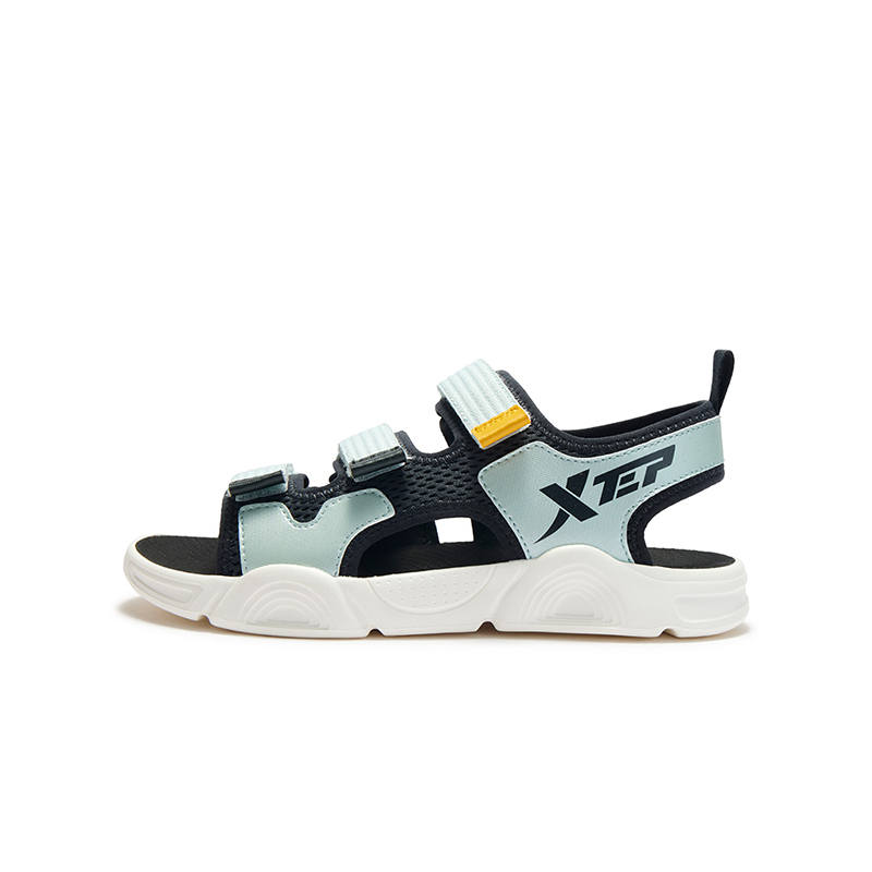 XTEP Slip Resistant Abrasion Resistant Low top Sandal Coal Black Snow Mist Green Kids'