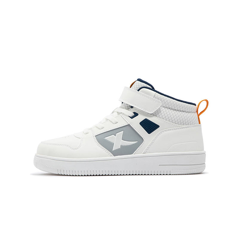 XTEP Synthetic Leather Slip Resistant Abrasion Resistant High top Kids' Skateboarding Shoes White Kids'