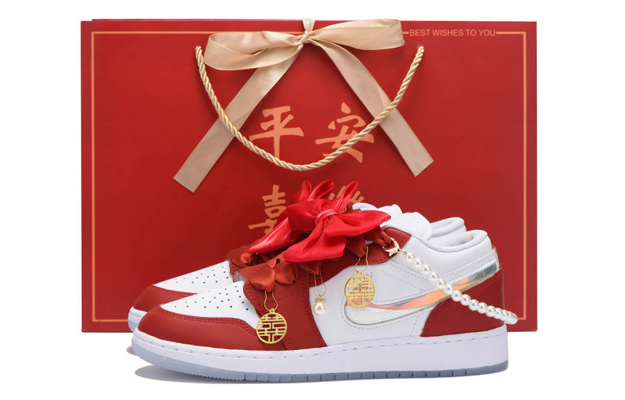 Jordan Jordan Air Jordan 1 Slip Resistant Low top Children's Basketball Shoes True Red Teenagers