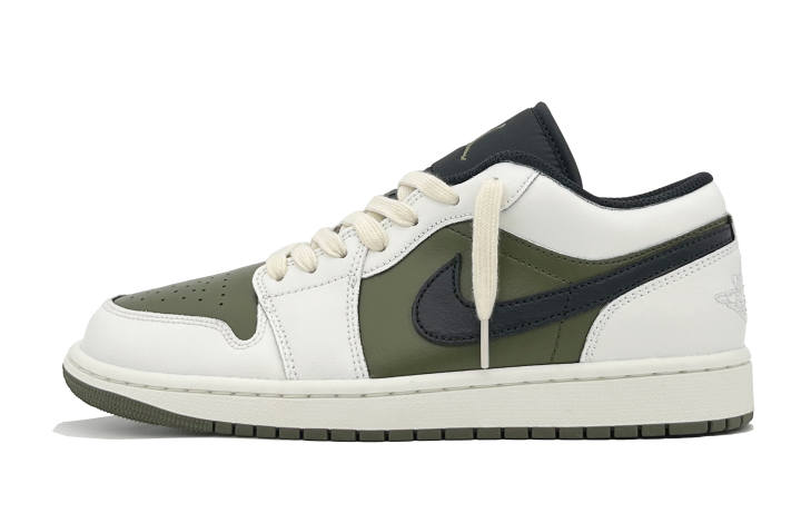 Jordan Jordan Air Jordan 1 Kids' Basketball Shoes Grade School