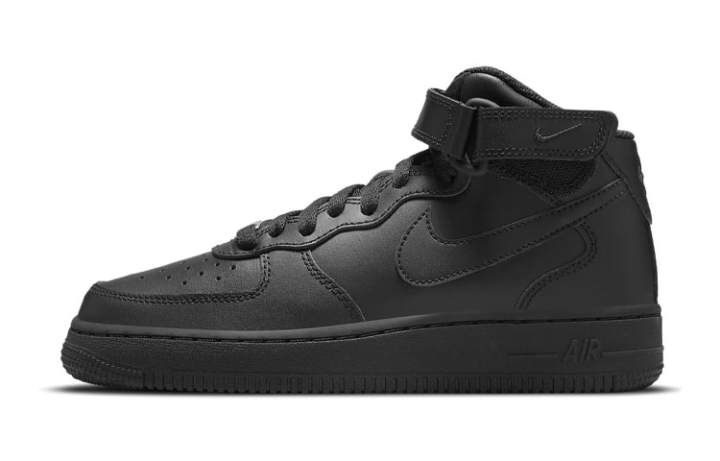 Nike Nike Kids Air Force 1 Mid "Triple Black" Sneakers