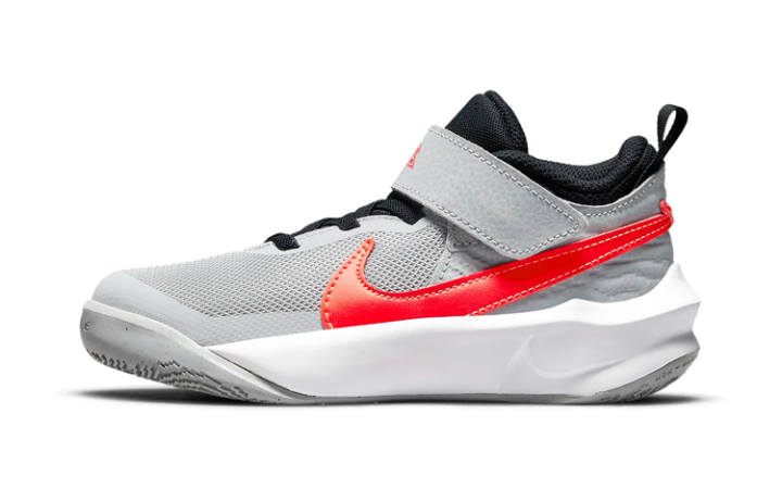 Nike Nike Team Hustle D 10 Low top Children's Basketball Shoes Gray Red Children Aged 3 7 Years Old