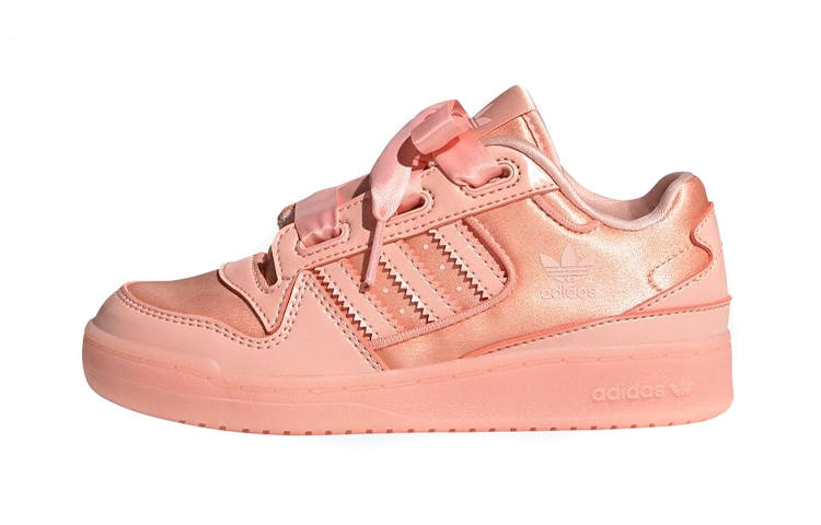 Adidas Originals FORUM Satin Low C Cushioning, Wear Resistant Low top Skateboard Shoes Pink Children Aged 3 7 Years Old