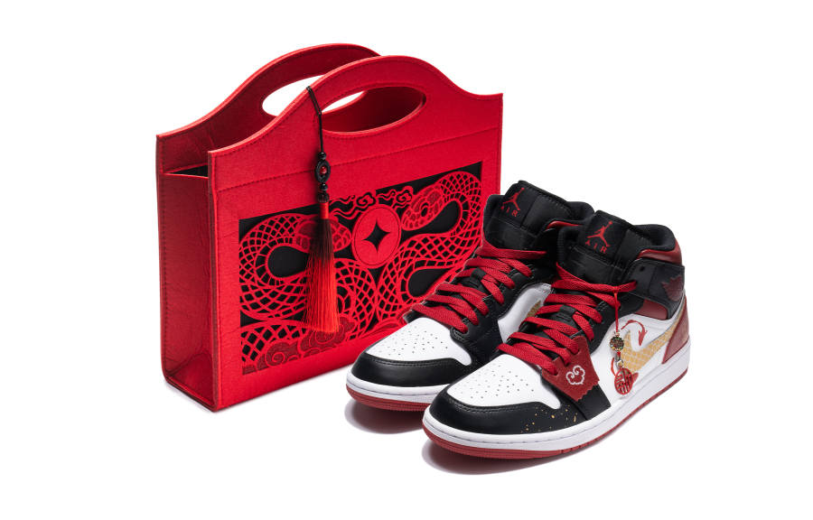Jordan Jordan Air Jordan 1 Mid Leather Mid top Children's Basketball Shoes Black Teenagers