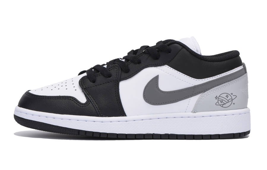 Jordan Jordan Air Jordan 1 Slip Resistant Low top Children's Basketball Shoes Black Teenagers