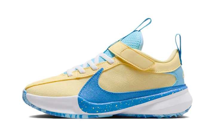 Nike Nike Freak 5 Low top Children's Basketball Shoes Blue Yellow Children Aged 3 7 Years Old