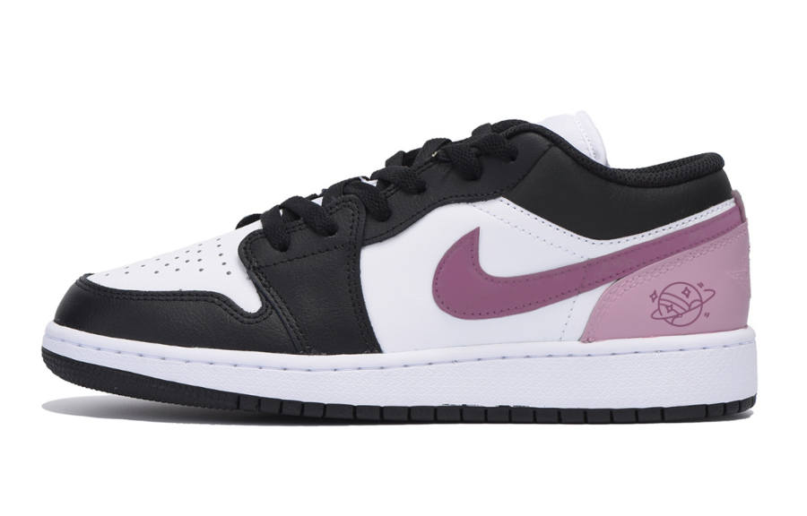 Jordan Jordan Air Jordan 1 Slip Resistant Low top Children's Basketball Shoes Black Teenagers