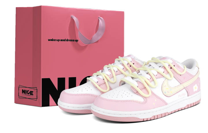 Nike Nike Dunk Leather Abrasion Resistant Abrasion Resistant Low top Skateboard Shoes Pink White Kids'