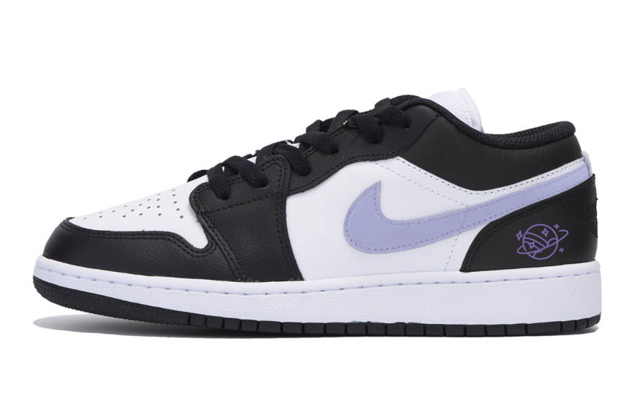 Jordan Jordan Air Jordan 1 Slip Resistant Low top Children's Basketball Shoes Black Teenagers