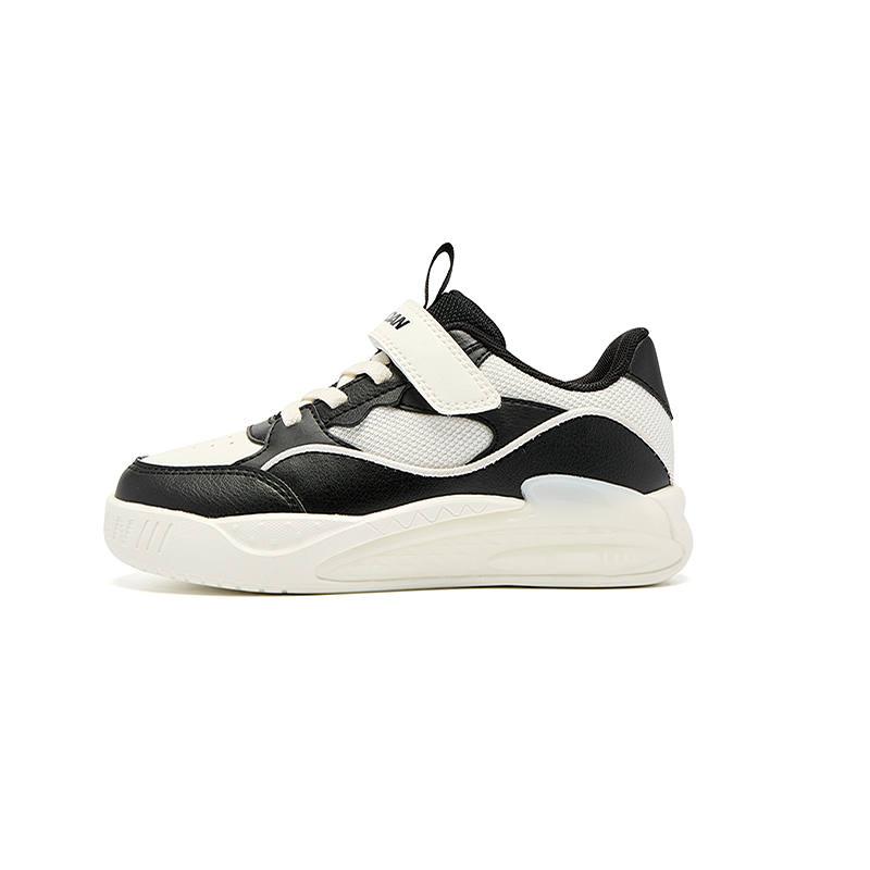 QIAODAN Breathable Low top Kids' Skateboarding Shoes Black/Ivory White Children Aged 3 7 Years Old