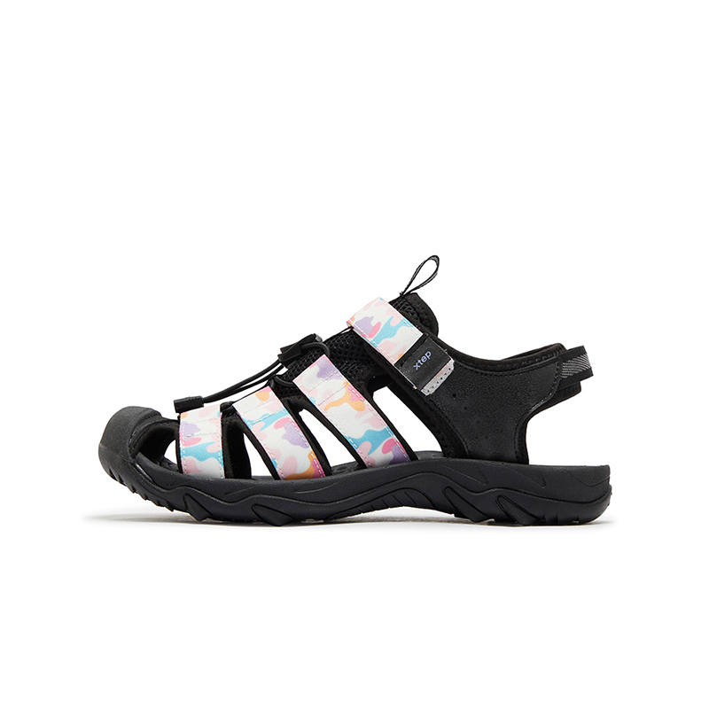 XTEP Synthetic Leather Slip Resistant And Breathable Low top Sandal Black Iris Purple Kids'