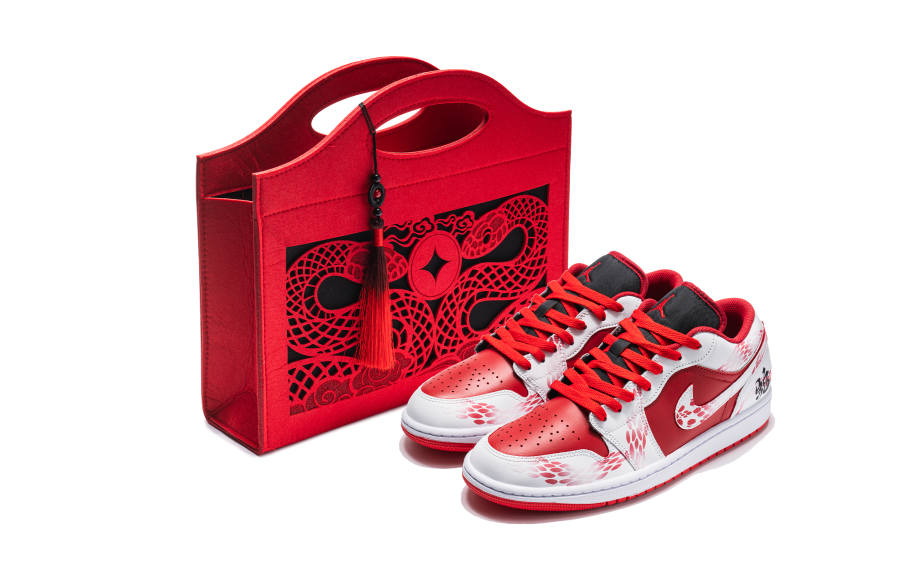 Jordan Jordan Air Jordan 1 Slip Resistant Low top Children's Basketball Shoes Red Teenagers