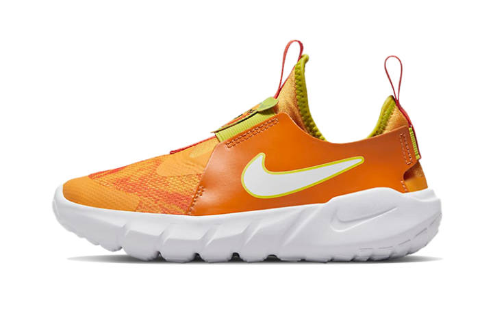 Nike Nike Flex Runner 2 Lil Low top Kids' Running Shoes Yellow Children Aged 3 7 Years Old