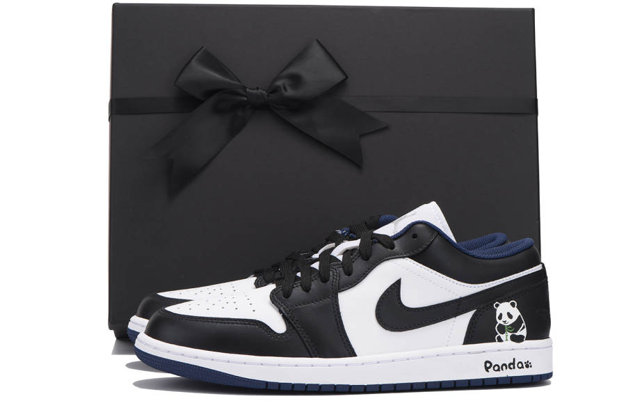 Jordan Jordan Air Jordan 1 Abrasion Resistant Low top Children's Basketball Shoes Black White Women's