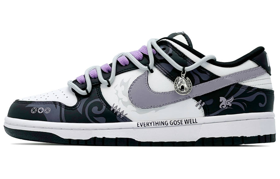 Nike Nike Dunk Mountain Horse Gallops To The Moon Leather Slip Resistant Lightweight Cushioning