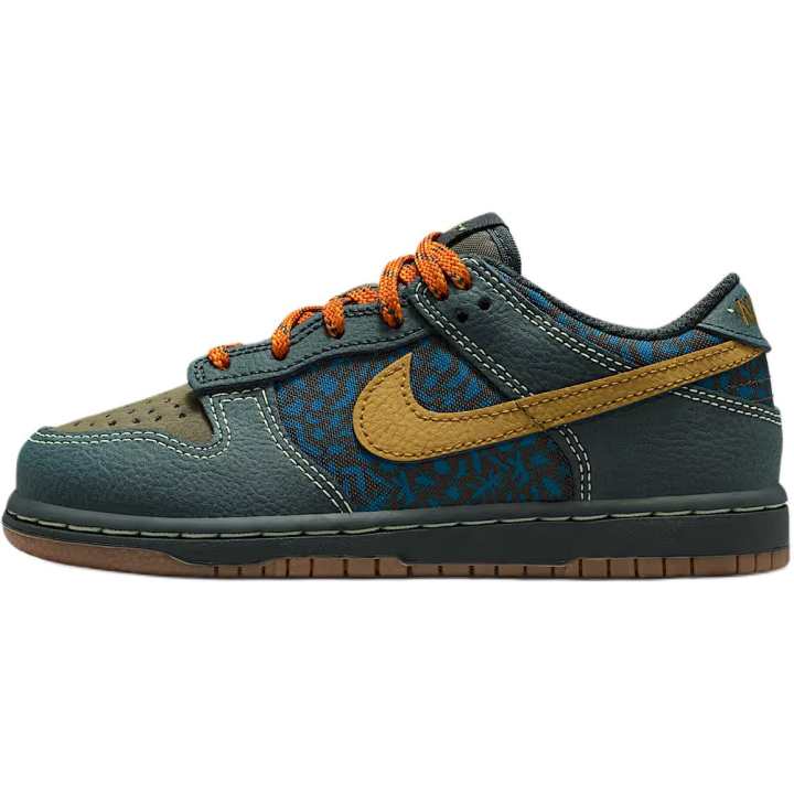 Nike Nike Dunk Low top Kids' Skateboarding Shoes Dark Green Kids'