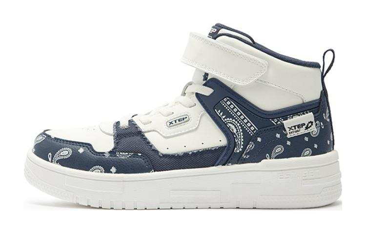 XTEP Slip Resistant Abrasion Resistant High top Skateboard Shoes Black White Teenagers