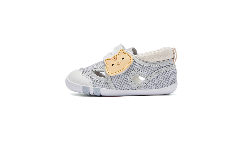 DAVE&BELLA Slip Resistant, Abrasion Resistant, Breathable Slip Resistant, Abrasion Resistant, Breathable Toddler Shoes