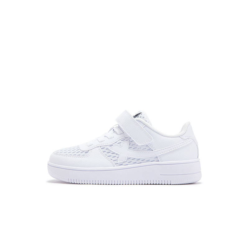 XTEP Synthetic Leather, Textile Slip Resistant Balance Low top Skateboard Shoes Black New White Kids'